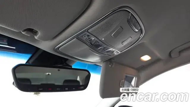 Kia The K9 2018 — ფოტო 29/35