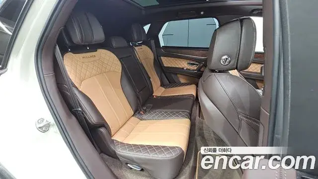 Bentley Bentayga 2018 — Photo 19/20