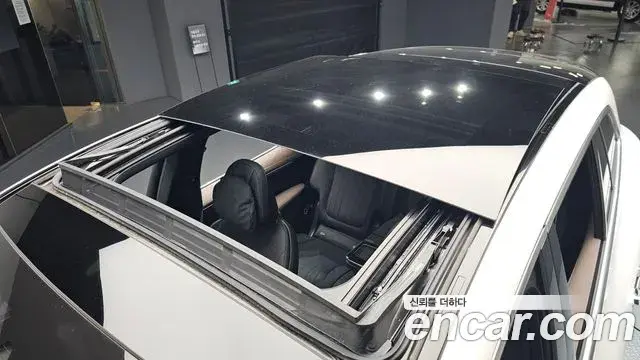 Mercedes-Benz EQS SUV 2025 — Photo 30/38