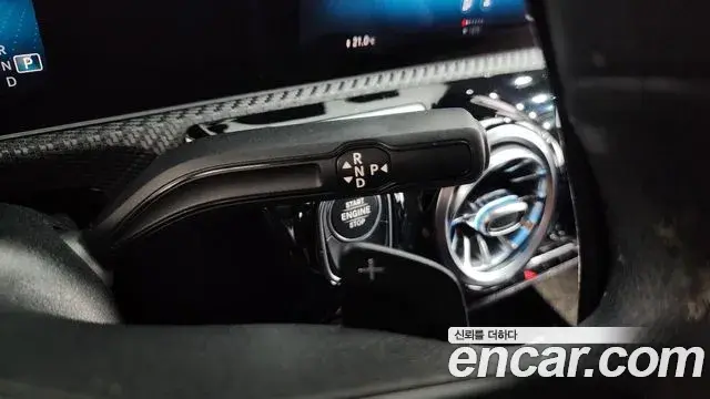 Mercedes-Benz A-Class 2019 — Фото 9/20