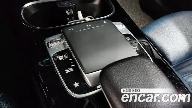 Mercedes-Benz A-Class 2019 — Фото 19/20