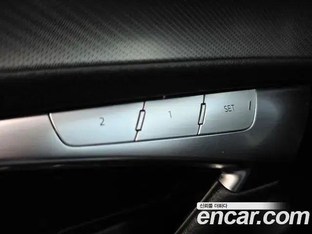 Audi A6 2020 — Фото 11/19
