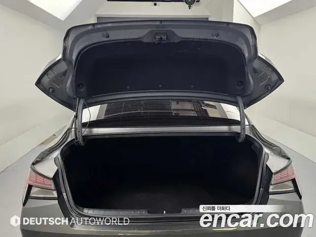 Hyundai Avante 2022 — Фото 18/19