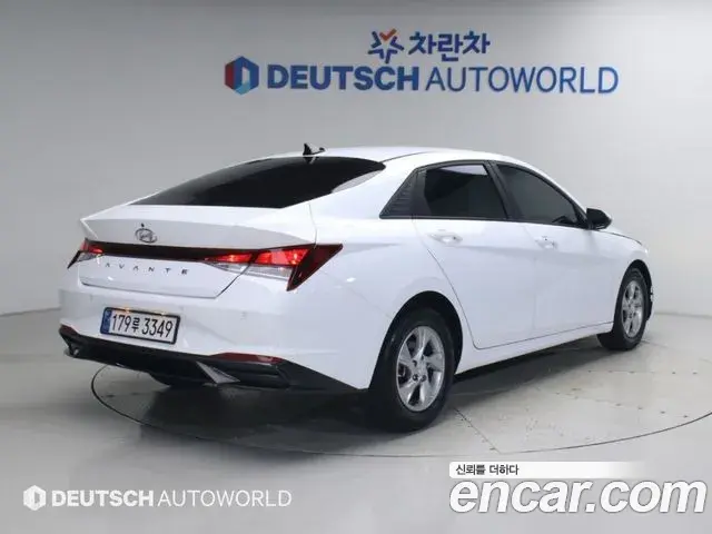 Hyundai Avante 2022 — Фото 1/20