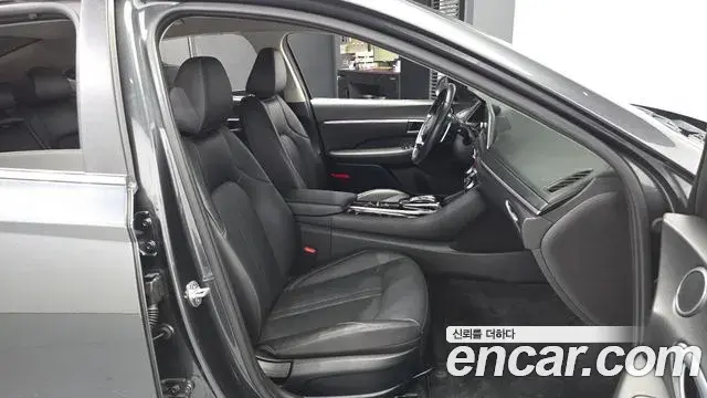 Hyundai Sonata 2019 — Фото 11/20