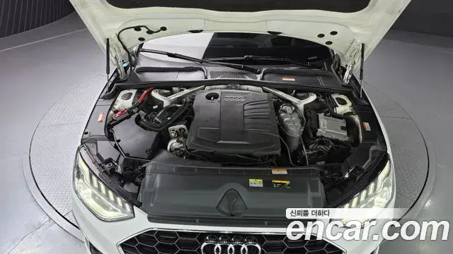 Audi A4 2021 — Фото 6/20