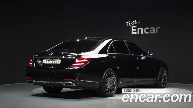 Mercedes-Benz S-Class 2019 — Фото 2/20