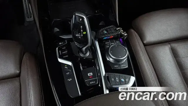 BMW X4 2021 — Фото 9/20