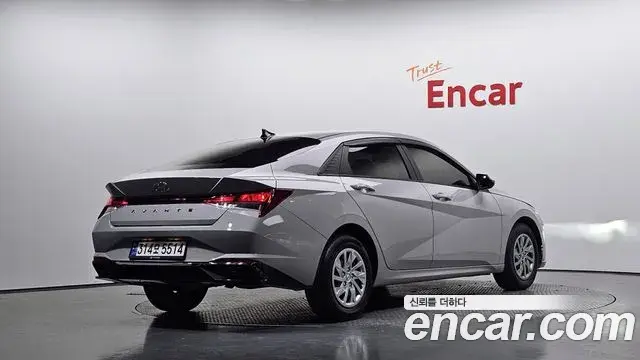 Hyundai Avante 2021 — Фото 2/20