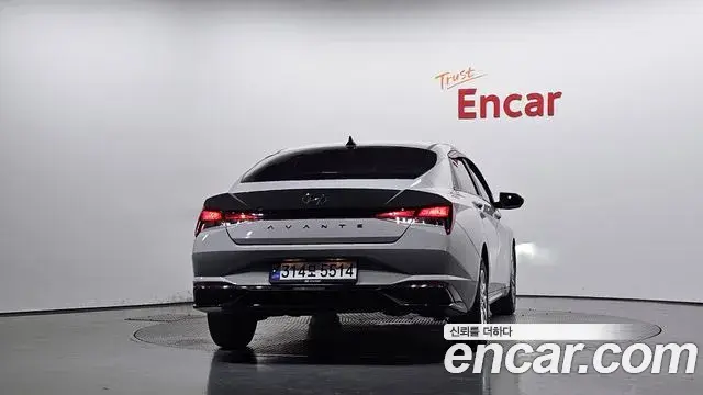 Hyundai Avante 2021 — Фото 4/20
