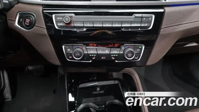 BMW X1 2022 — Фото 17/20