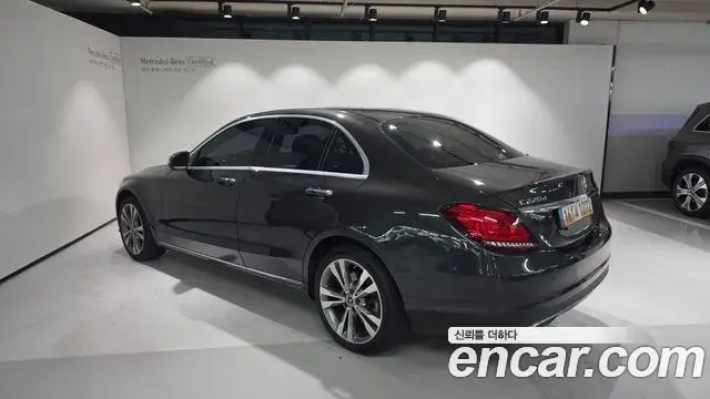 Mercedes-Benz C-Class 2021 — Фото 2/20