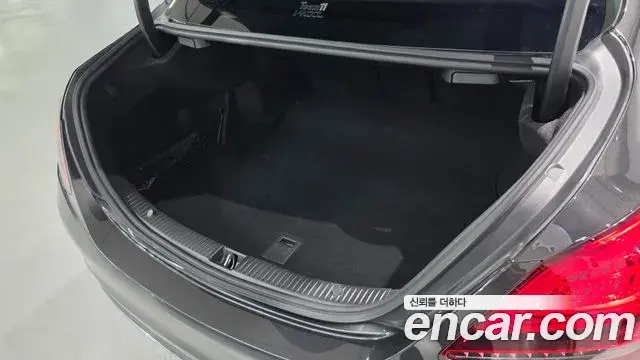 Mercedes-Benz C-Class 2021 — Фото 9/20