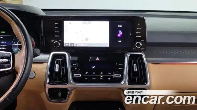 Kia Sorento 2022 — Şəkil 14/20