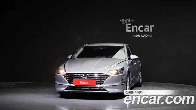 Hyundai Sonata Hybrid 2019 — ფოტო 17/20