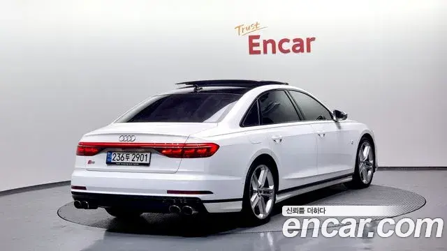 Audi S8 2020 — Şəkil 9/20