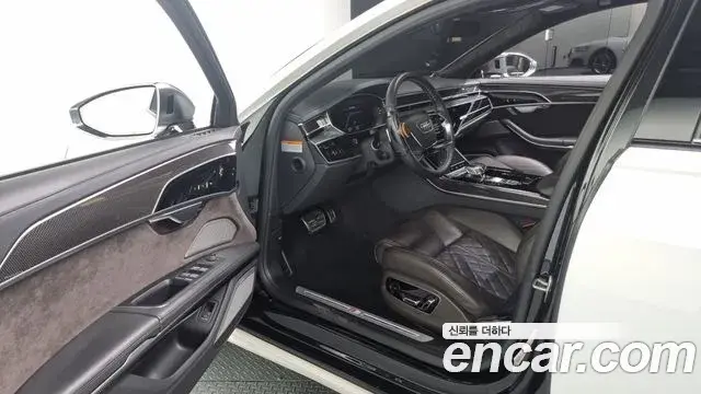 Audi S8 2020 — Şəkil 10/20