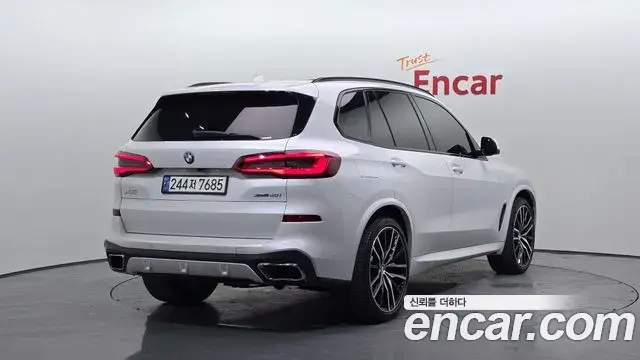 BMW X5 2019 — Фото 1/20