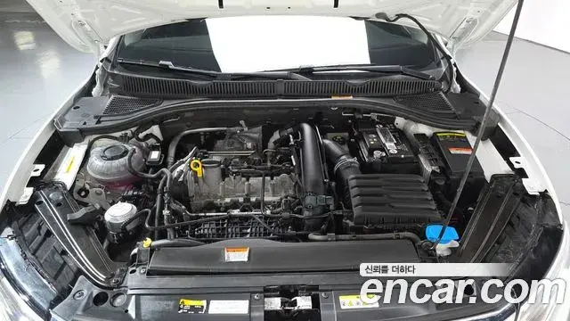 Volkswagen Jetta 2020 — Photo 8/20