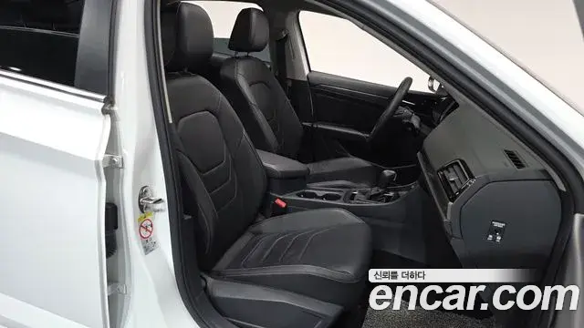 Volkswagen Jetta 2020 — Photo 2/20