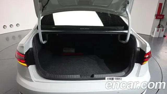 Volkswagen Jetta 2020 — Photo 4/20