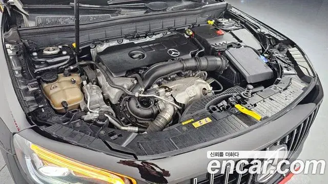 Mercedes-Benz GLB-Class 2020 — Фото 6/20