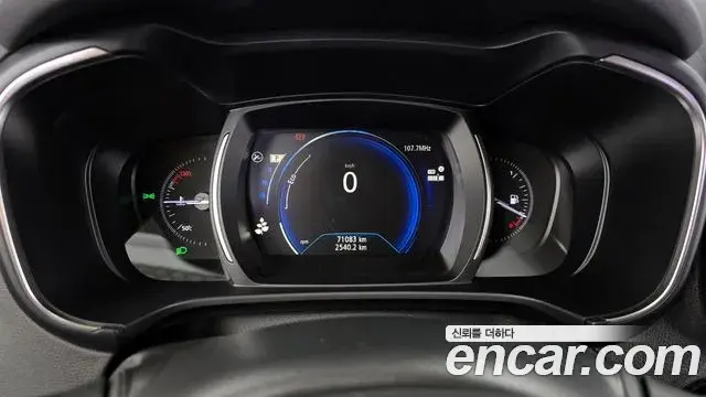 Renault Samsung QM6 2019 — ფოტო 16/20