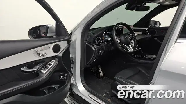 Mercedes-Benz GLC-Class 2020 — Şəkil 18/20