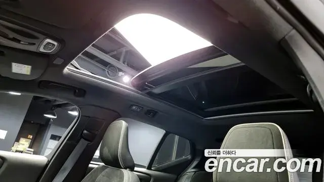 Volvo XC40 2020 — Şəkil 15/20