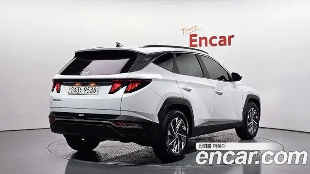 Hyundai Tucson Hybrid 2021 — Photo 11/20