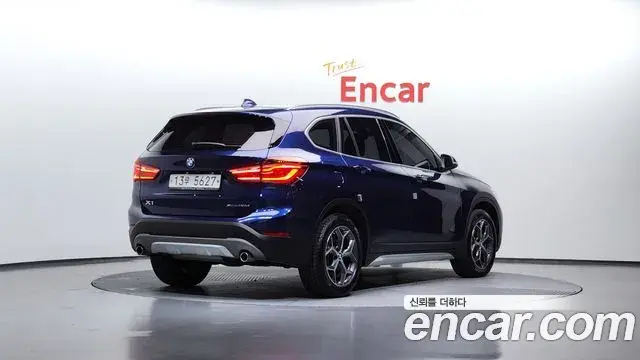 BMW X1 2019 — Photo 2/20