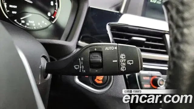 BMW X1 2019 — Photo 12/20