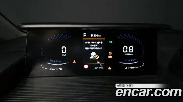 Hyundai Staria 2021 — Фото 8/20
