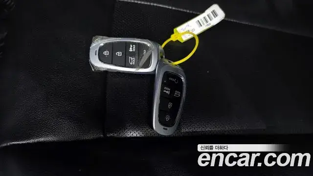 Hyundai Staria 2021 — Фото 20/20