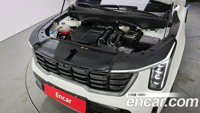 Kia Sorento 2024 — Photo 6/20