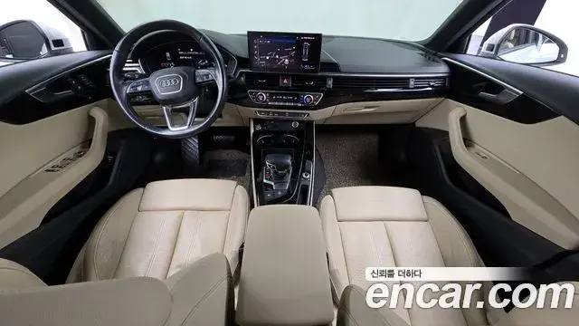 Audi A4 2021 — Photo 1/20