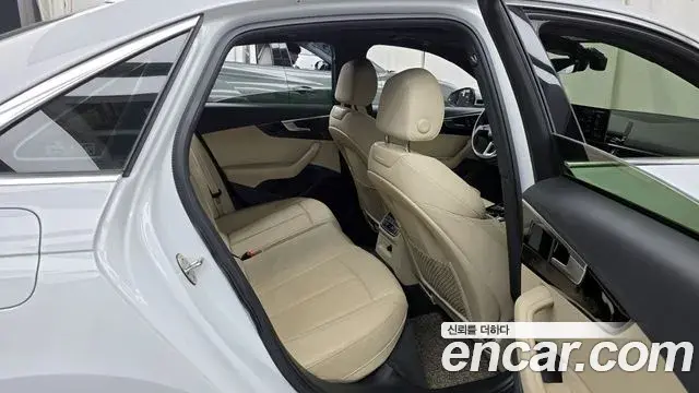 Audi A4 2021 — Photo 11/20
