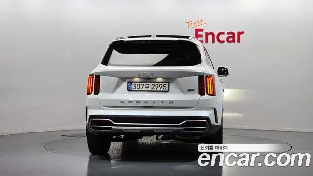 Kia Sorento 2021 — ფოტო 1/20