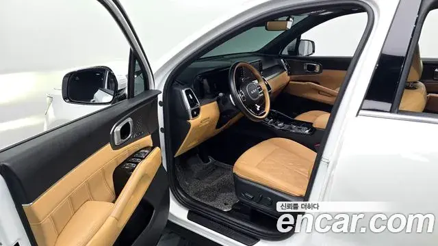 Kia Sorento 2021 — ფოტო 15/20