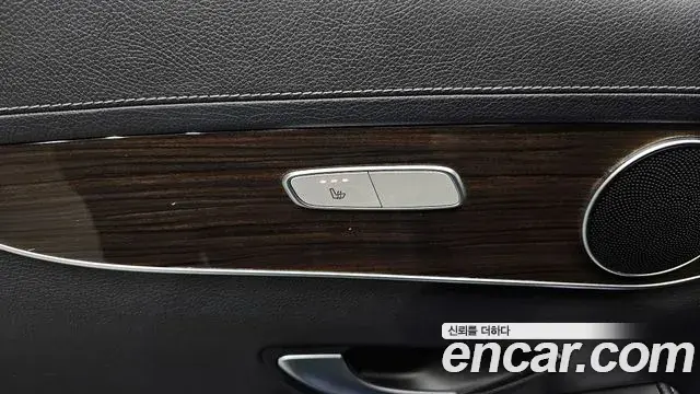 Mercedes-Benz GLC-Class 2020 — Фото 18/20