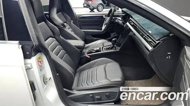 Volkswagen Arteon 2022 — ფოტო 8/20