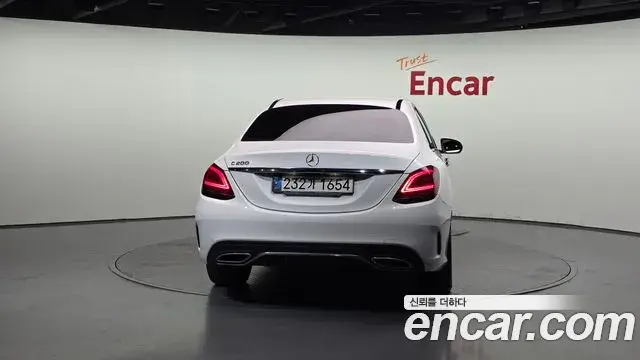 Mercedes-Benz C-Class 2020 — Şəkil 12/20