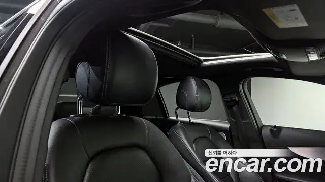 Mercedes-Benz C-Class 2020 — Şəkil 13/20
