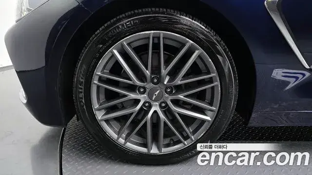 Genesis G70 2018 — Şəkil 17/20