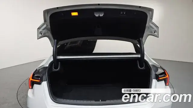 Kia K8 2024 — Şəkil 16/20