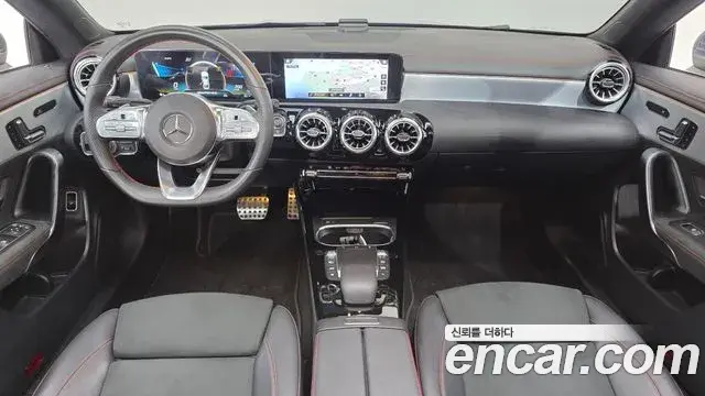 Mercedes-Benz CLA-Class 2022 — Şəkil 17/20