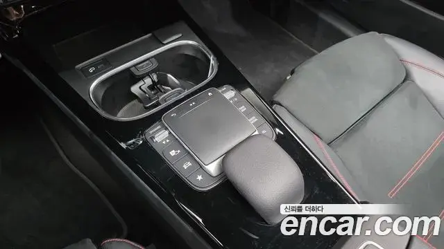 Mercedes-Benz CLA-Class 2022 — Şəkil 16/20