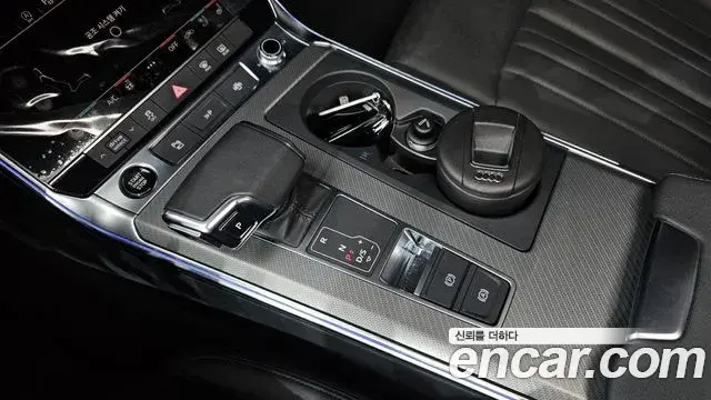 Audi A6 2021 — Şəkil 13/20