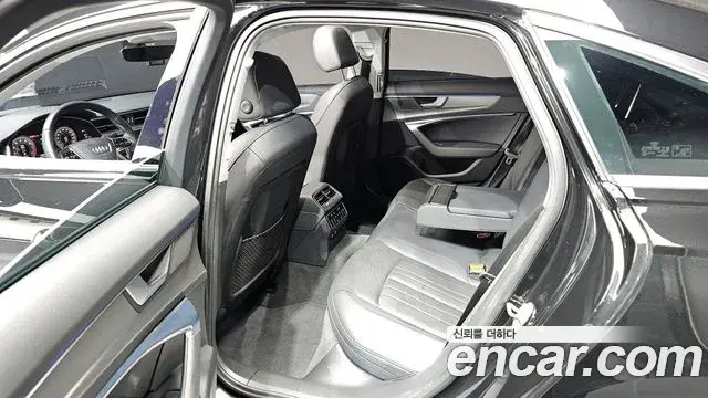 Audi A6 2021 — Şəkil 8/20