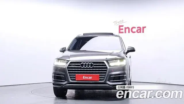 Audi Q7 2019 — Şəkil 1/20